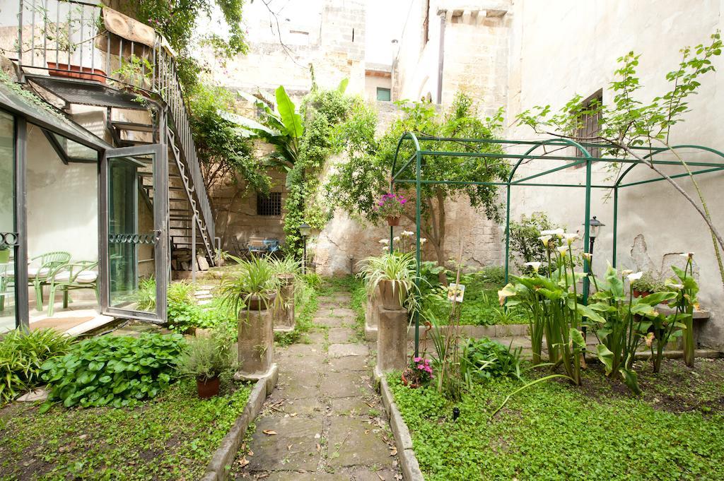 Casa D'Artista Suite & Garden レッチェ エクステリア 写真